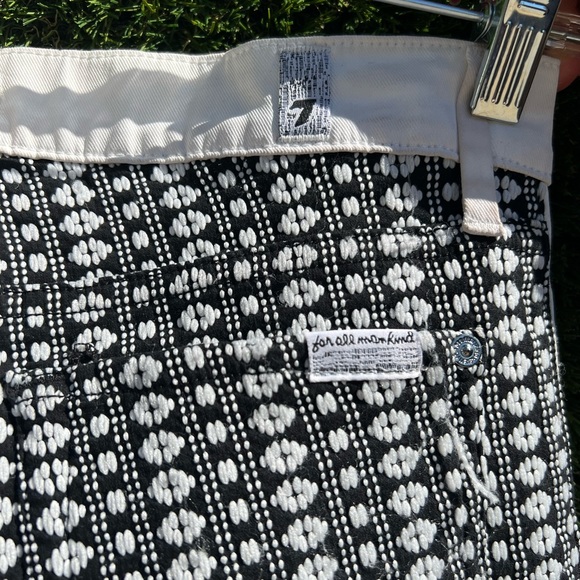 7 for all Mankind knit black & white jeans - Picture 3 of 4